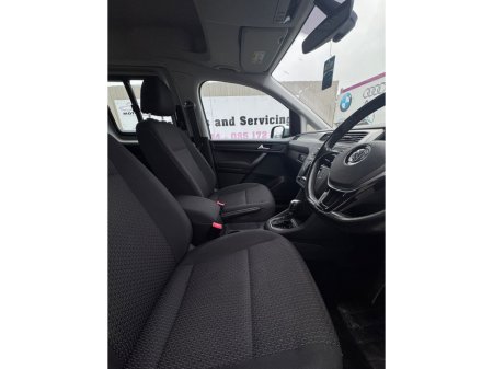 2018 Volkswagen Caddy Maxi Life MAXI LIFE T TDI 102HP D6F €18,950 thumbnail