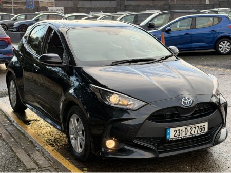 2023 Toyota Yaris 1.5 HYBRID..REAR CAMERA..APPLE CARPLAY €16,900 thumbnail