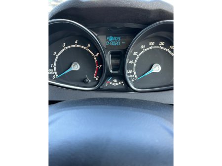 2016 Ford Fiesta - thumbnail 17