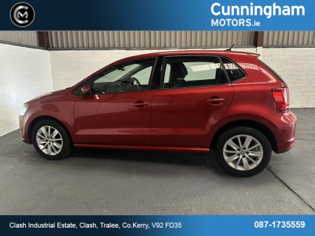 2016 Volkswagen Polo Comfortline thumbnail