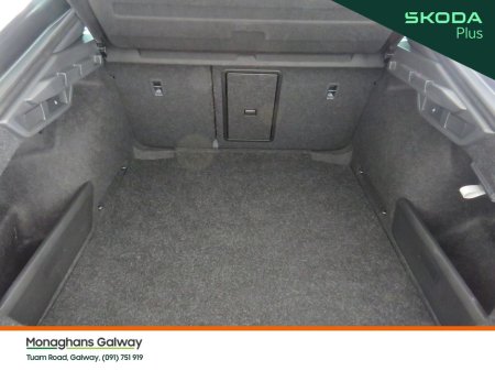 2023 Skoda Octavia RS 2.0 TDI 200HP DSG €42,950 thumbnail