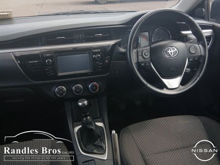 2016 Toyota Corolla - thumbnail 11