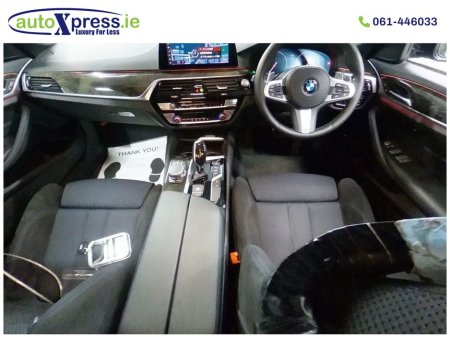 2019 BMW 5 Series - thumbnail 2