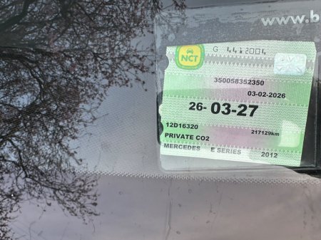 2012 Mercedes-Benz E Class - thumbnail 16