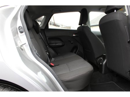 2016 Suzuki Baleno - thumbnail 7