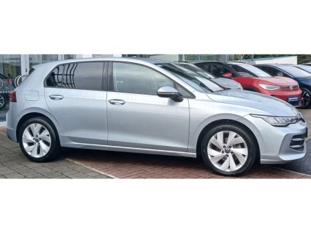 2025 Volkswagen Golf EDITION 75 2.0 TDI 116HP *PARK ASSIST, REAR VIEW CAMERA, APP CONNECT* €35,995