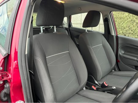 2015 Ford Fiesta ZETEC 1.2 PETROL €8,950 thumbnail