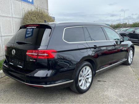 2019 Volkswagen Passat - thumbnail 4