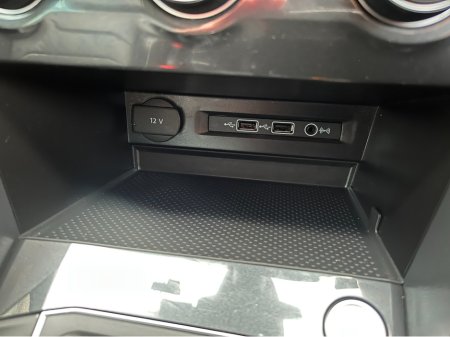 2020 Volkswagen Tiguan R-LINE 4MOTION AUTOMATIC 2.0 DIESEL //MASSIVE SPEC//DYNAUDIO SOUND SYSTEM//FULL LEATHER HEATED SEATS//360 PARKING CAMERAS//HEAD UP DISPLAY// €35,950 thumbnail