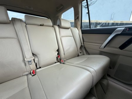 2020 Toyota Landcruiser - thumbnail 18