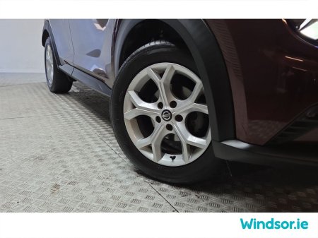 2020 Nissan Juke - thumbnail 16