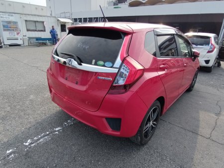 2016 Honda Fit - thumbnail 3