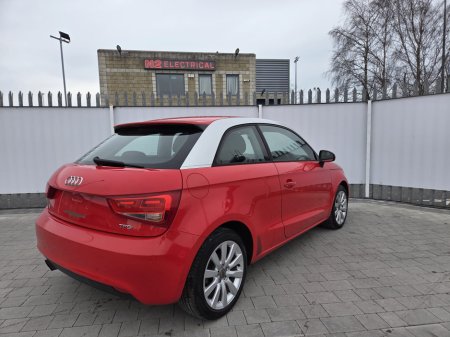 2013 Audi A1 - thumbnail 10