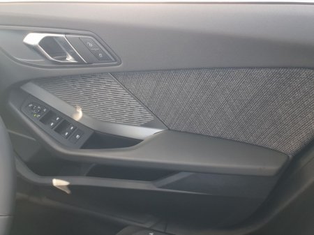 2026 BMW 1 Series - thumbnail 23