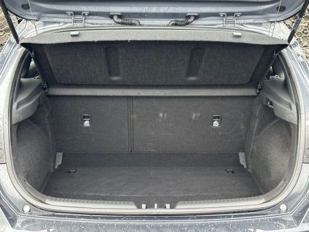 2024 Hyundai i30 SE CONNECT MHEV T-GDI €22,851 thumbnail