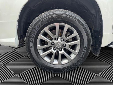 2024 Toyota Landcruiser - thumbnail 10