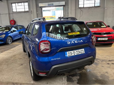 2023 Dacia Duster EXPRESSION BLUE DCI 115 4X2 NB €18,999 thumbnail