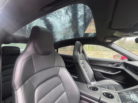 2021 Porsche Taycan - thumbnail 23