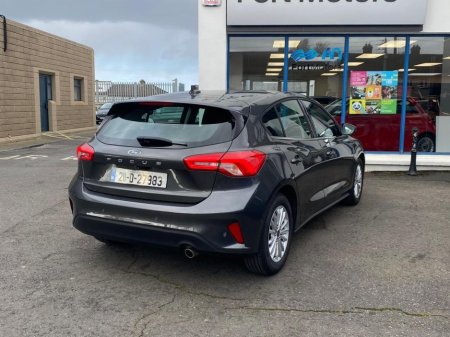 2021 Ford Focus - thumbnail 6