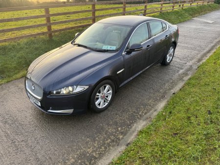 2014 Jaguar XF 2.2 D Luxury (163PS) €6,295