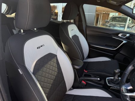 2019 Kia Ceed 1.6 GT Line 5DR thumbnail