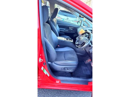 2016 Toyota Prius 1.8 Hybrid Luxury €16,300 thumbnail