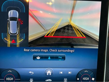 2024 Mercedes-Benz GLC Class 300 DE AMG LINE  4MATIC thumbnail