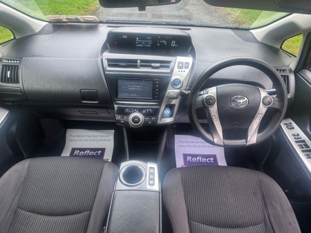 2015 Toyota Prius - thumbnail 7