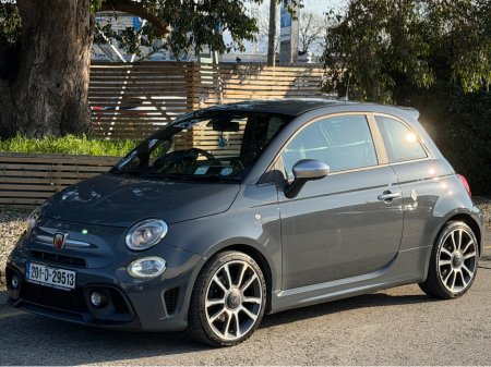 2020 Fiat Abarth - view 2