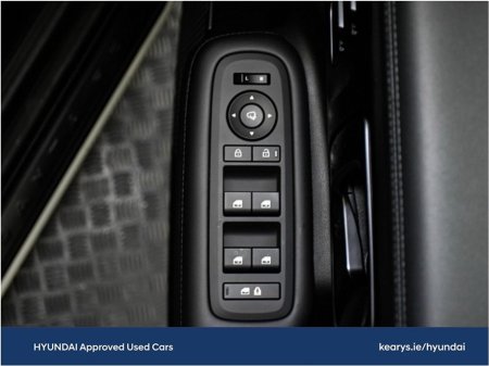 2025 Hyundai Santa Fe 1.6 PHEV 4WD Premium Calligraphy €63,899 thumbnail