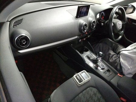 2014 Audi A3 Saloon - thumbnail 4