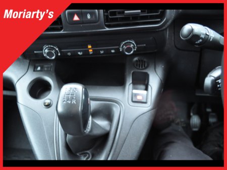 2020 Peugeot Partner - thumbnail 9