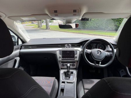 2016 Volkswagen Passat - thumbnail 25