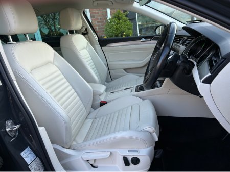 2018 Volkswagen Passat - thumbnail 20