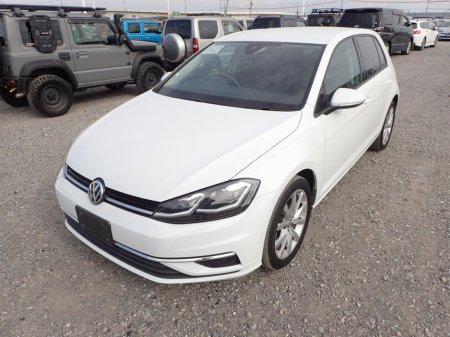 2019 Volkswagen Golf 192 1.2 TSI Comfortline Tech Edition €18,850 thumbnail