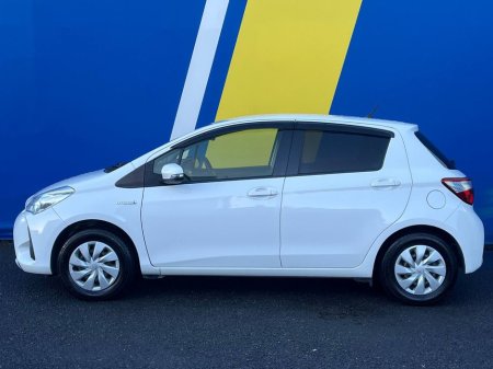 2019 Toyota Yaris 1.5 HYBRID // NEW 2 YEAR NCT // REVERSE CAMERA // DIGITAL CLIMATE CONTROL €12,900