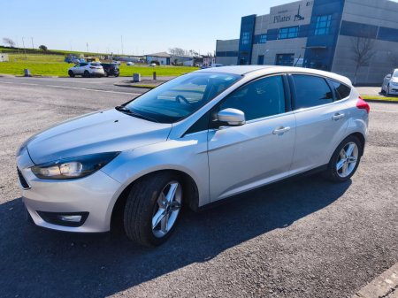 2015 Ford Focus - thumbnail 5