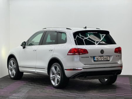 2018 Volkswagen Touareg - thumbnail 6