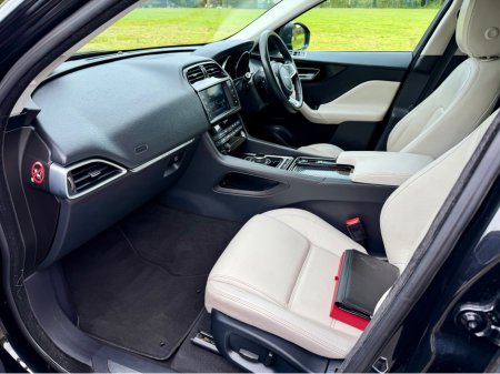 2017 Jaguar F-Pace - thumbnail 20