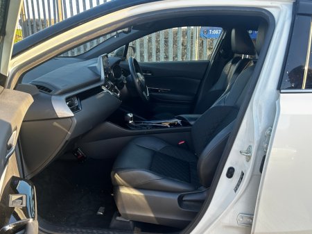 2020 Toyota C-HR - thumbnail 10