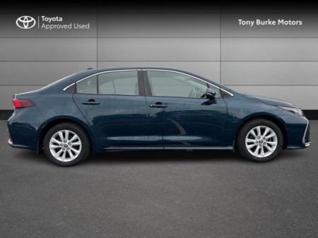 2023 Toyota Corolla - thumbnail 3