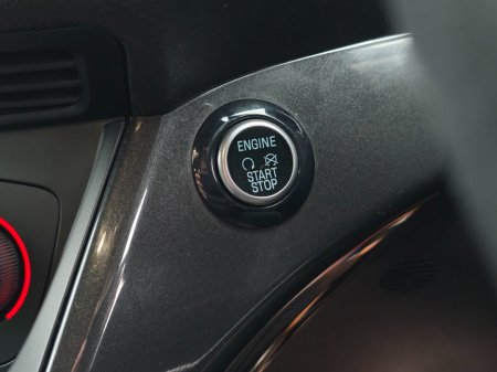 2017 Ford Kuga 1.5TDCi 120PS FWD ST-Line €17,999 thumbnail