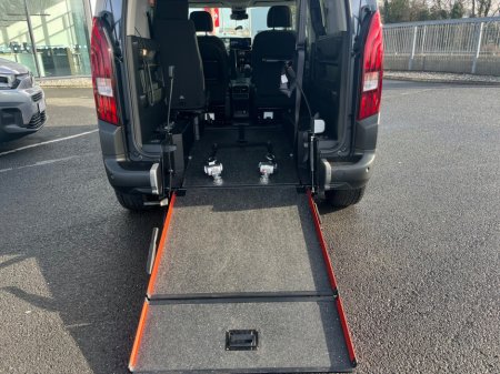 2024 Peugeot Rifter New Model Wheelchair Accessible Low Kms €26,950 thumbnail