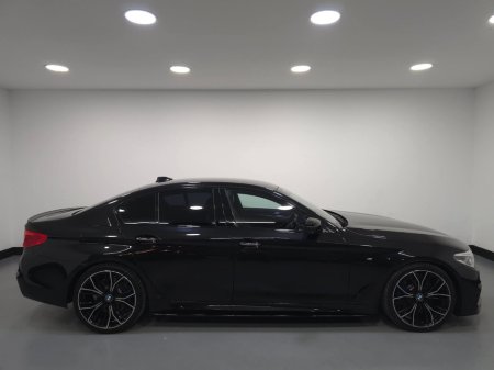 2017 BMW 5 Series - thumbnail 7