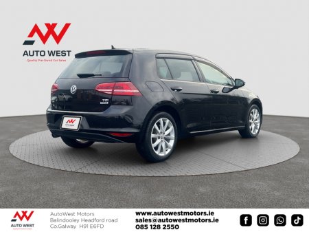 2017 Volkswagen Golf 2017 Volkswagen Golf 1.2 TSI Automatic (19K KM Only) €17,500 thumbnail