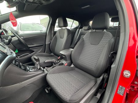 2016 Vauxhall Astra - thumbnail 16