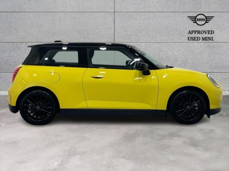 2025 MINI Hatch Cooper E €25,950 thumbnail