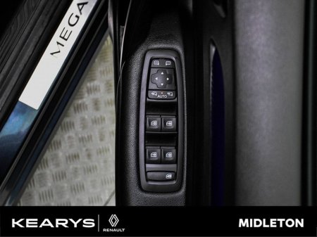 2020 Renault Megane - thumbnail 16