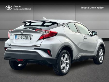 2017 Toyota C-HR C-HR 1.2T LUNA €17,950 thumbnail