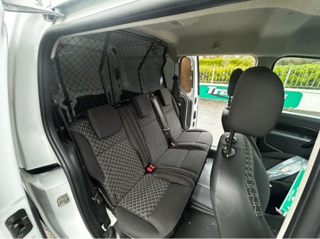 2012 Renault Kangoo 1.5 MAXI LL DCI 90 6DR 5 SEATER  CREWCAB €3,250 thumbnail